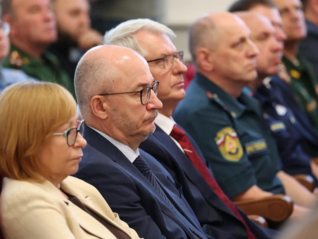 Челябинские политики комментируют обращение губернатора Алексея Текслера