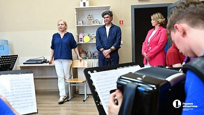 Юные челябинские аккордеонисты сыграли Николаю Цискаридзе «Танец с саблями»