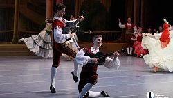 Череда выступлений 284‑го выпуска Академии Вагановой завершилась в Челябинске
