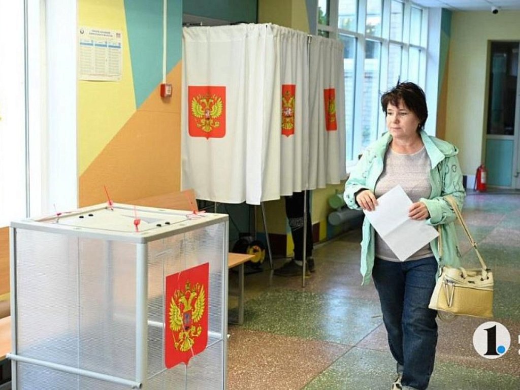 Алексей Текслер поручил обеспечить доступность голосования на выборах-2026