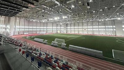 В Челябинске завершено строительство крытого футбольного манежа