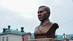 В Кунашаке открыли памятник поэту-фронтовику Мусе Джалилю