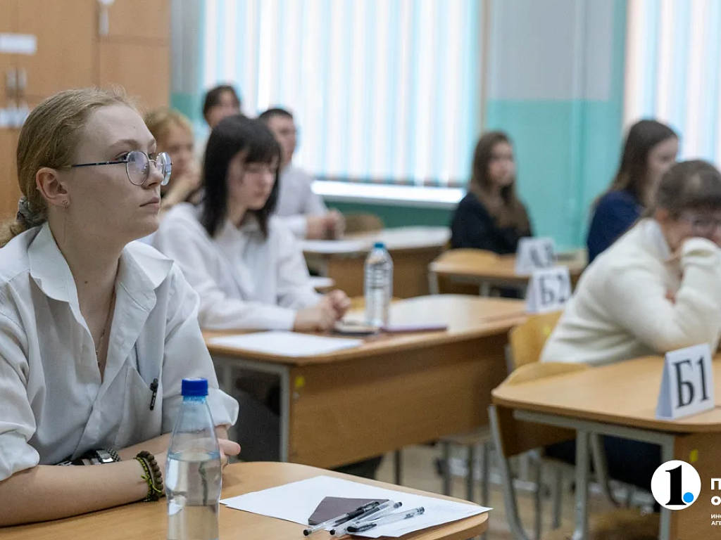 Родителям стобалльников ЕГЭ предложили выплачивать по 100 тысяч