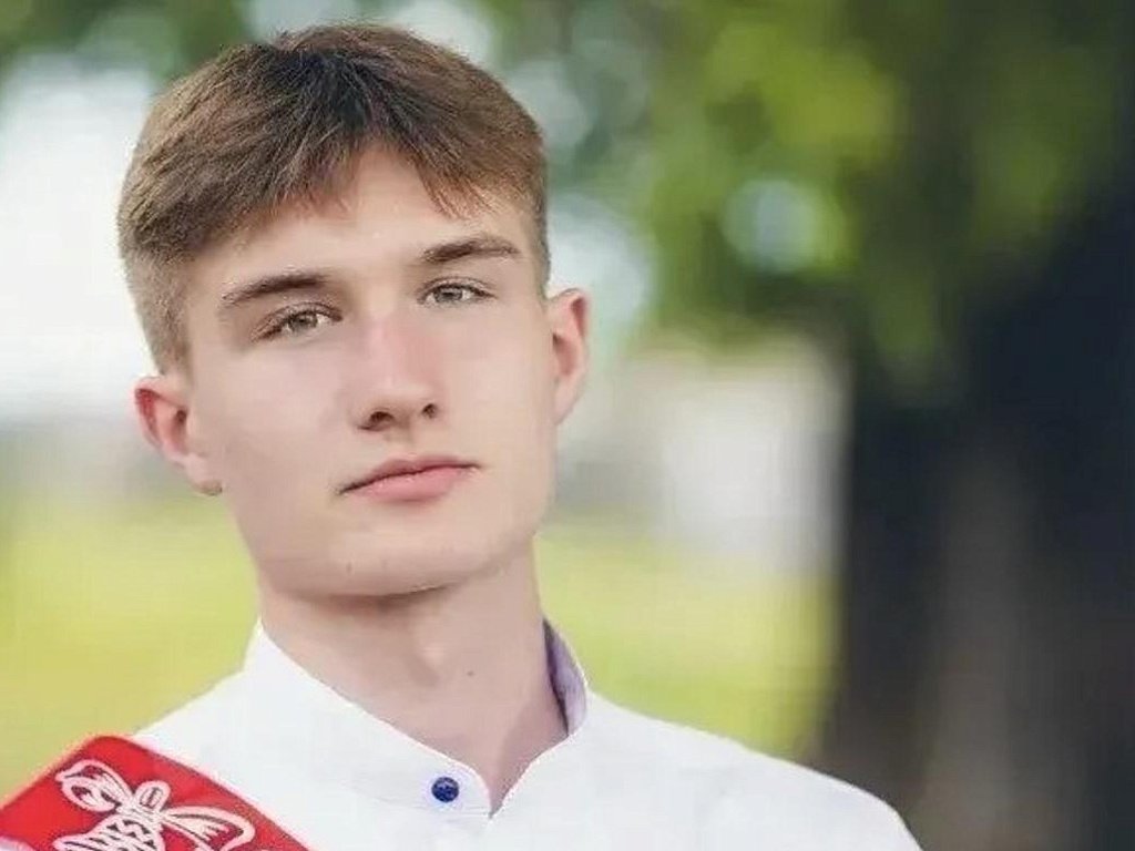 «Самое сложное — каждый день начинать»: выпускник из Кусы о том, как готовился к сдаче ЕГЭ