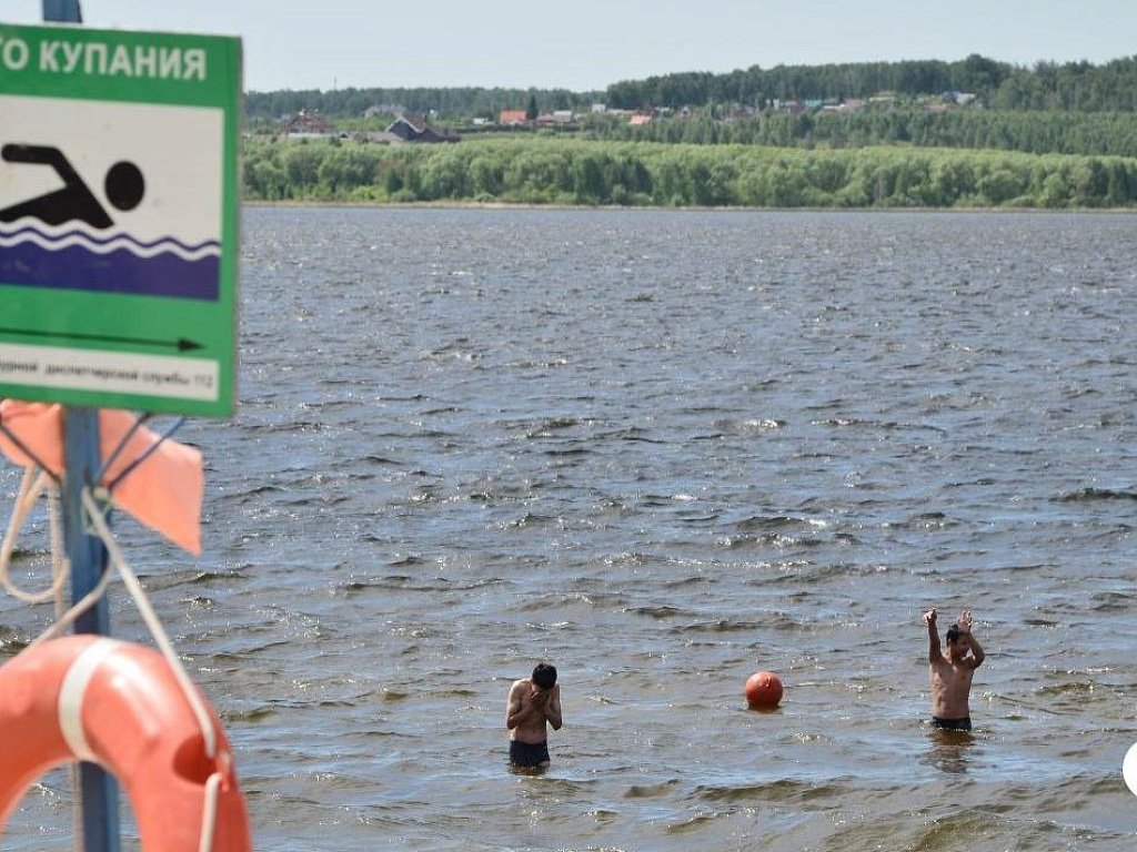 В Челябинской области вводят штрафы за купание детей без присмотра
