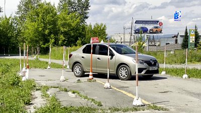 Как сдают экзамены на права жители Миасса