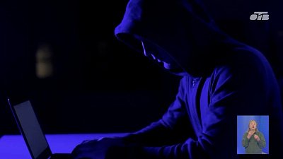Аферист из Новосибирска выманил у южноуральской пенсионерки деньги