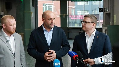 Алексей Текслер поблагодарил Артема Жогу за Кубок для защитников Отечества