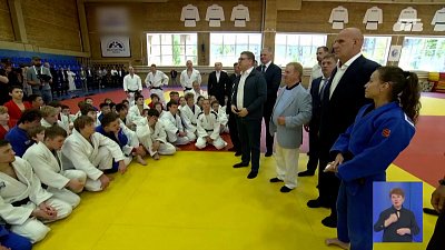 Александр Карелин пообщался с челябинскими спортсменами