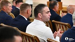 Алексей Текслер вручил дипломы выпускникам кадровой программы «Герои Южного Урала»