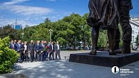В День ветеранов боевых действий в Челябинске возложили цветы на Алее Славы