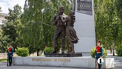 В День ветеранов боевых действий в Челябинске возложили цветы на Алее Славы