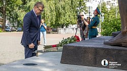 В День ветеранов боевых действий в Челябинске возложили цветы на Алее Славы