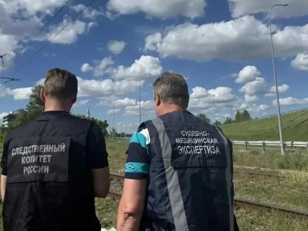 Под Челябинском поезд насмерть сбил 22‑летнюю девушку