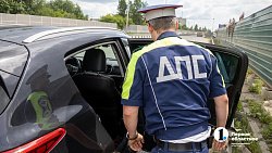 Женщина в мужской профессии: кто следит за порядком на дорогах Челябинска