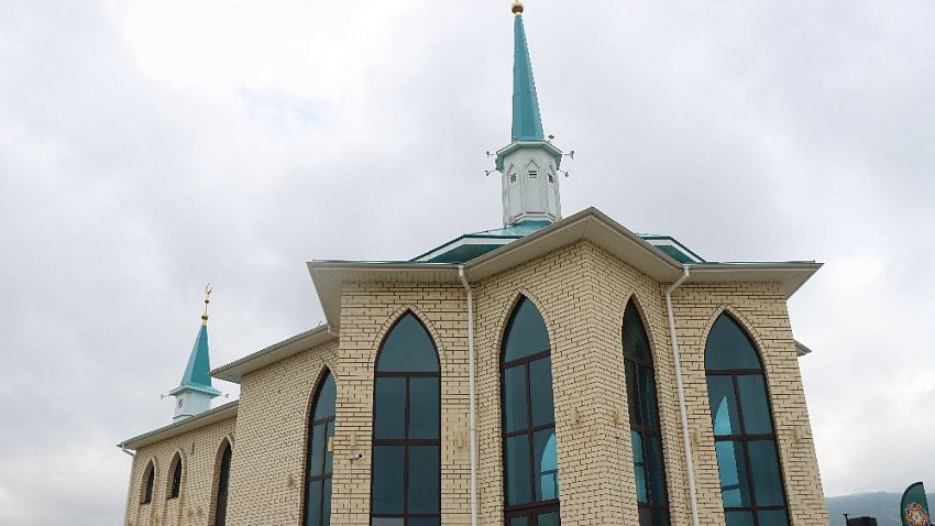 В Миассе торжественно открыли соборную мечеть «Зулейха»