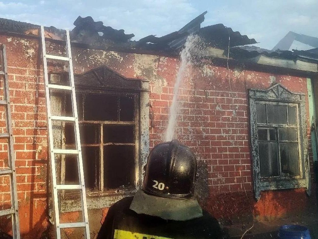 На пожаре в Магнитогорске погибла 68-летняя женщина