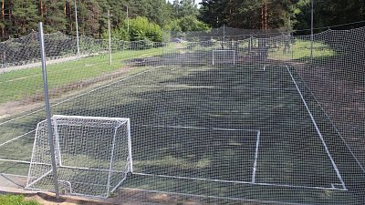 В челябинском городском бору открыли новую футбольную площадку