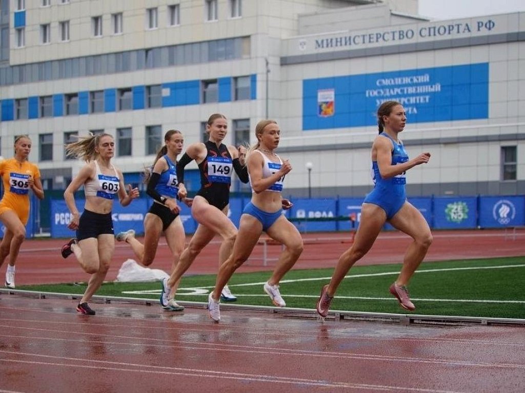 Легкоатлеты УралГУФК завоевали 20 медалей на студенческом чемпионате России
