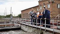 Замминистра Максим Корольков проверил ход реконструкции очистных в Магнитогорске