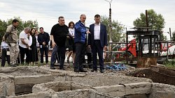 Замминистра Максим Корольков проверил ход реконструкции очистных в Магнитогорске