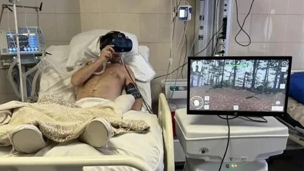 Челябинские врачи поставили на ноги водителя после месяца комы