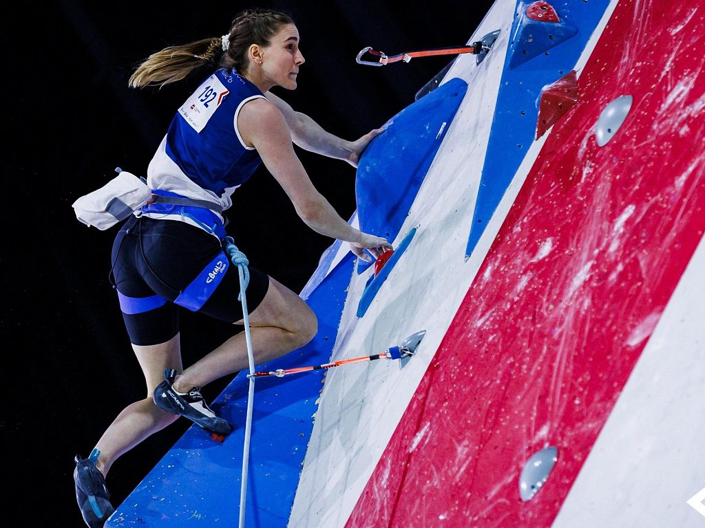 Елена Красовская из Миасса выступит на чемпионате Европы по скалолазанию