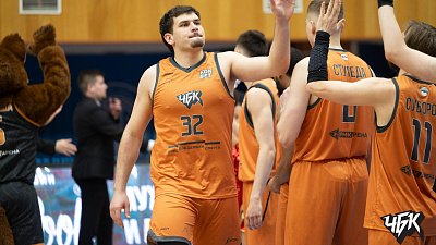 Русский француз Максим Ильвовский продлил контракт с баскетбольным клубом «ЧБК»