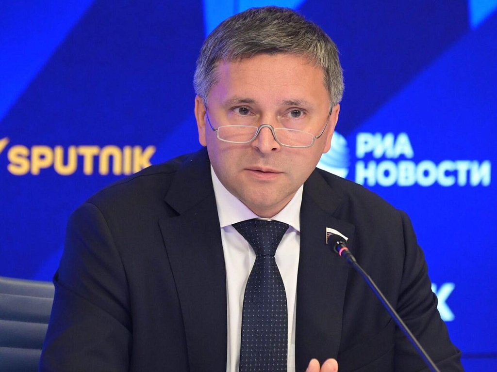 Дмитрий Кобылкин подвел итоги работы в экологической сфере за пять лет