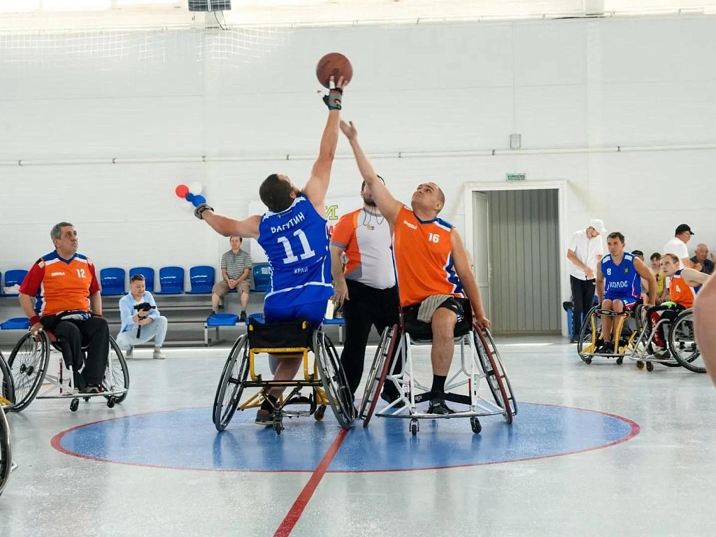 В Челябинске открыли набор в команду по баскетболу на колясках