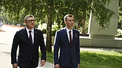 Алексей Текслер обсудил с Героем России Владиславом Головиным подготовку молодых лидеров