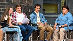 Детсад превратили в полицию для сериала «Челябинский раджа» с Дмитрием Брекоткиным