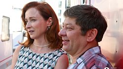 Детсад превратили в полицию для сериала «Челябинский раджа» с Дмитрием Брекоткиным