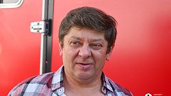 Детсад превратили в полицию для сериала «Челябинский раджа» с Дмитрием Брекоткиным