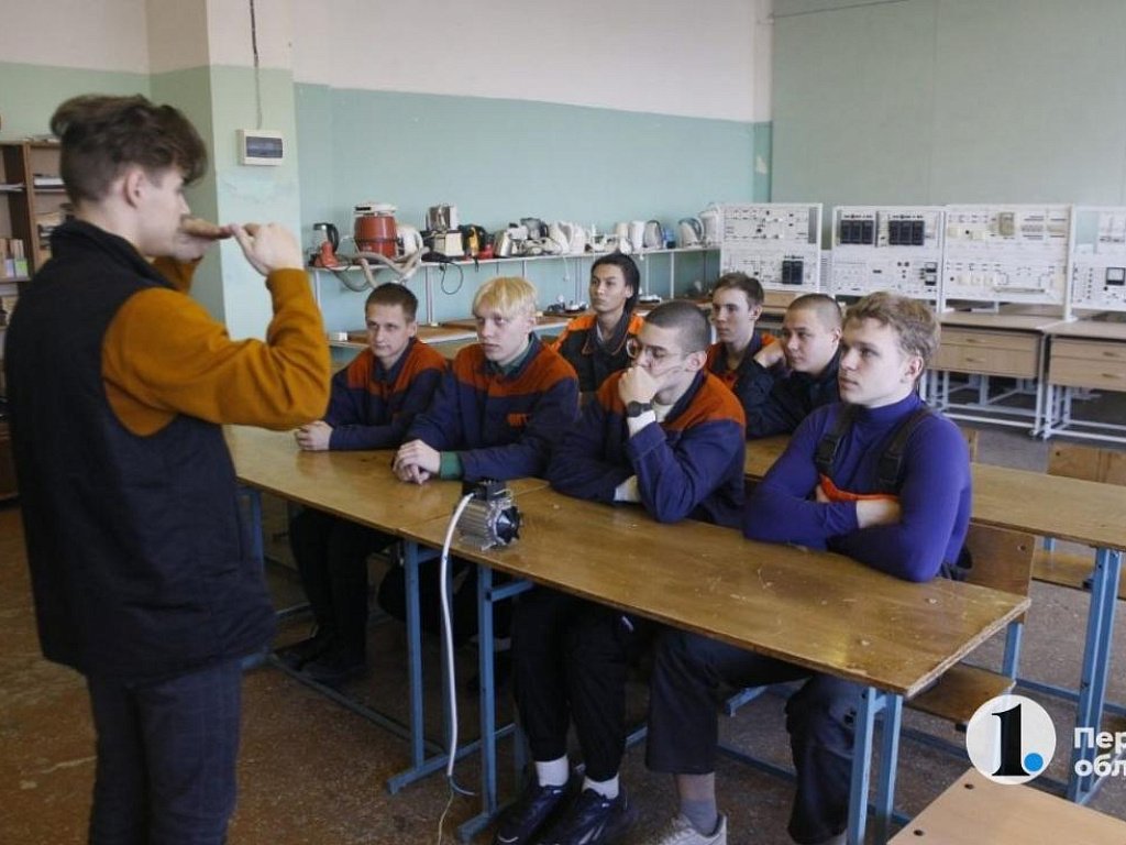 Прием заявлений в техникумы и колледжи Челябинской области продлится до 15 августа