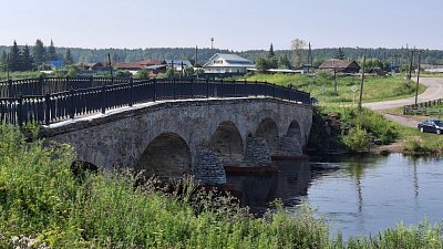 На Южном Урале отреставрировали уникальный пятиарочный мост XIX века