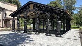 Каслинский завод отлил чугунный Шахматный павильон для Белгорода