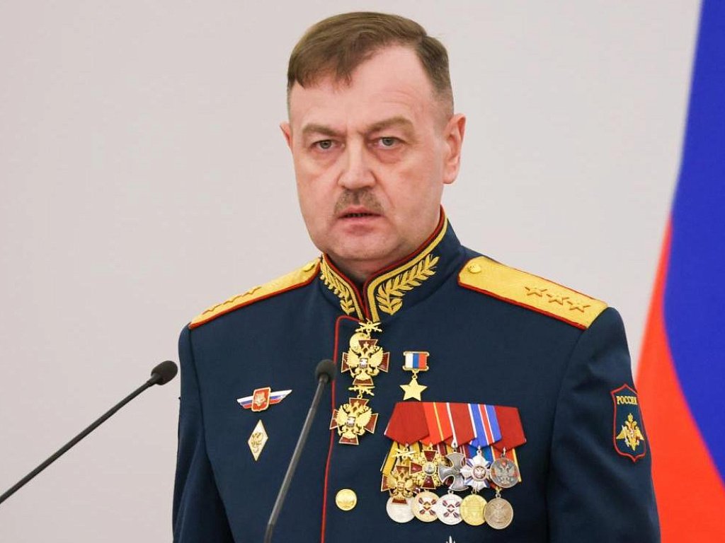 Алексей Текслер поздравил Андрея Иванаева с назначением на высокую военную должность