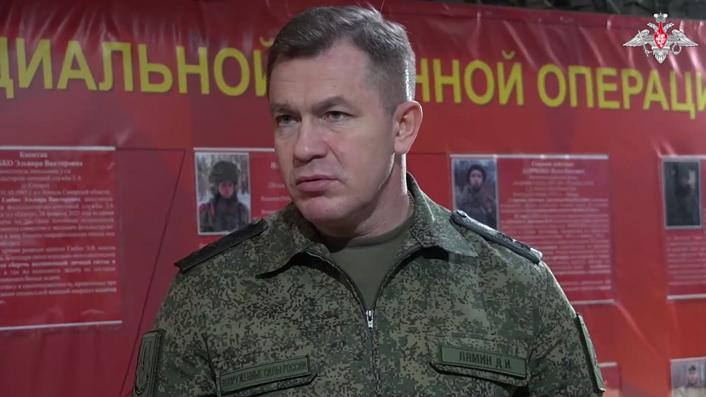 Алексей Текслер поздравил Дениса Лямина с назначением командующим войсками беспилотных систем