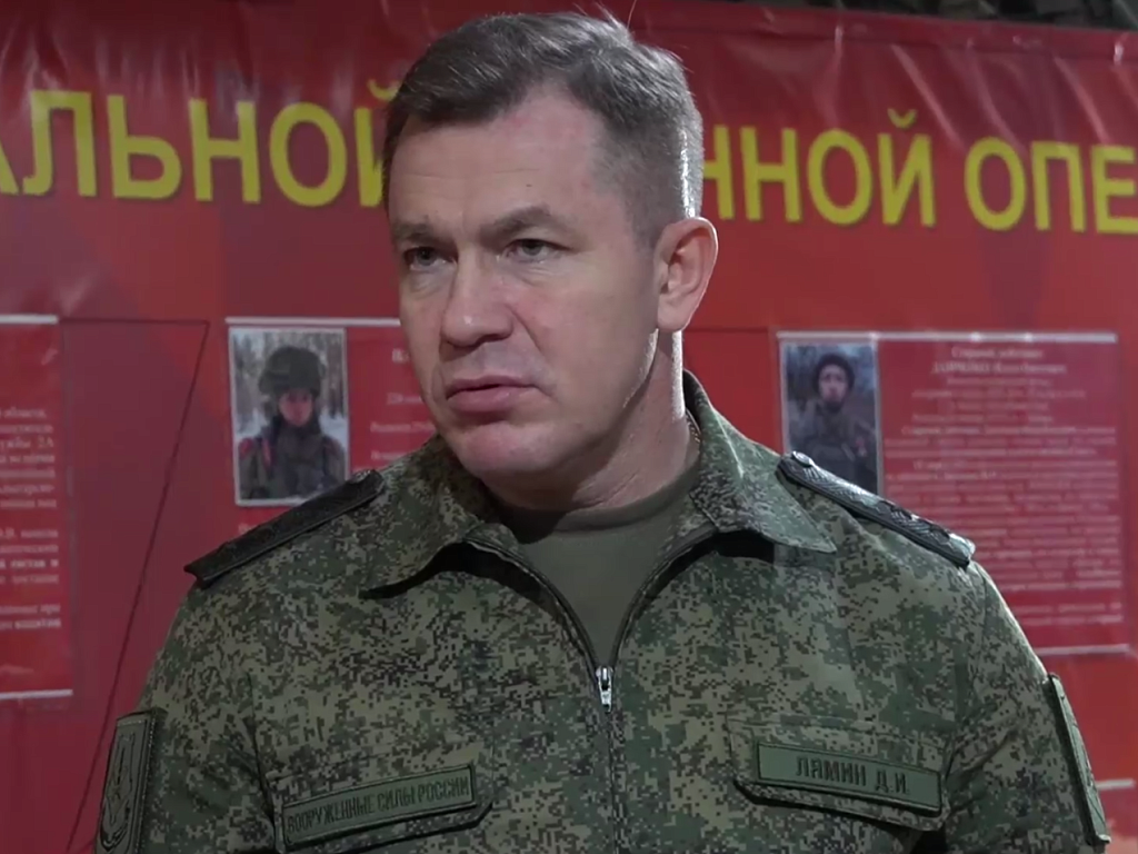 Алексей Текслер поздравил Дениса Лямина с назначением командующим войсками беспилотных систем