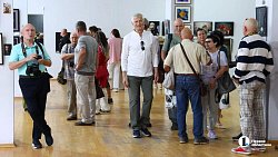 В Челябинске объединили непохожих фотографов на одной выставке