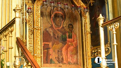 Челябинцы вживую увидели список легендарной Смоленской иконы Божией Матери