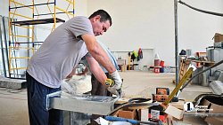 В Пластовском округе достраивают корпус школы-интерната и развивают здравоохранение