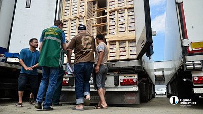 Через «Бугристое» ввезли около 2 тысяч тонн овощей и фруктов