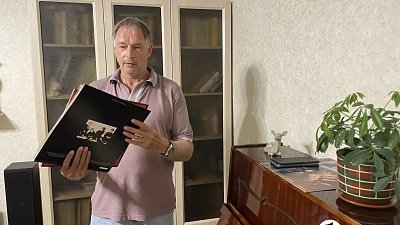 Южноуралец сохранил коллекцию винила, которой почти полвека