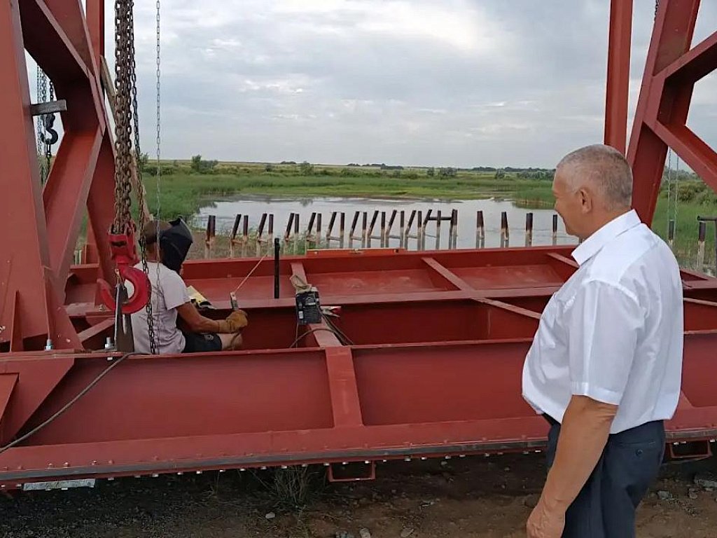 В Брединском округе ремонтируют плотину за 120 млн рублей