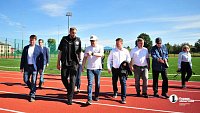 В Нязепетровске завершают реконструкцию стадиона «Локомотив»