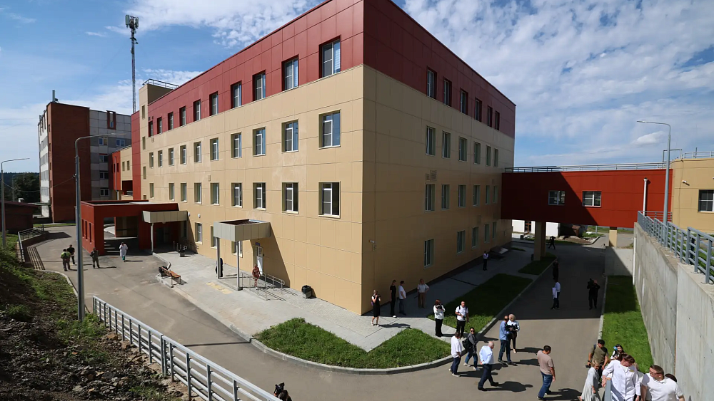 Многофункциональный медицинский центр открылся в Нязепетровске