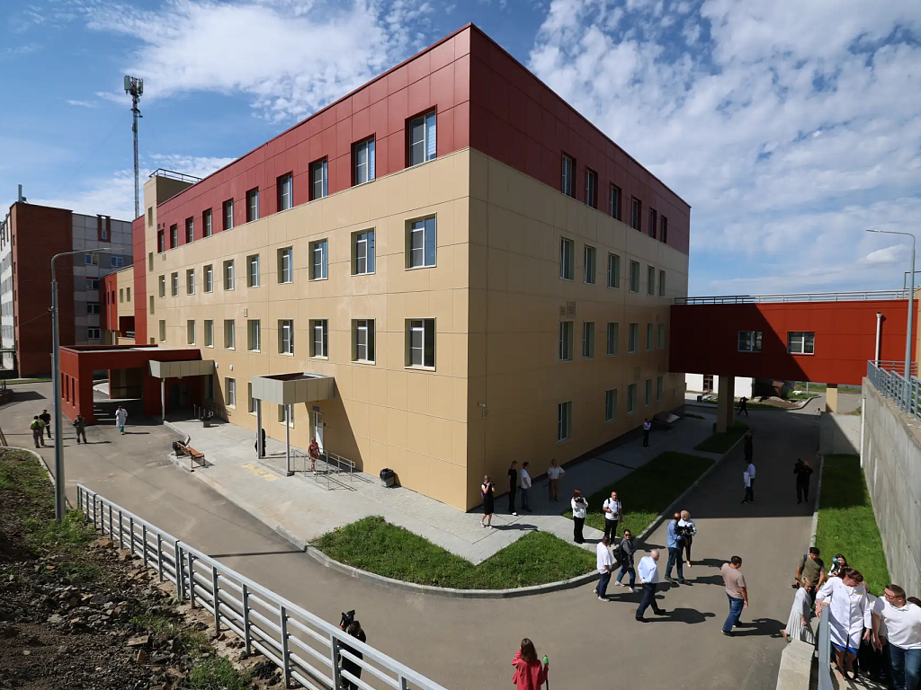 Многофункциональный медицинский центр открылся в Нязепетровске