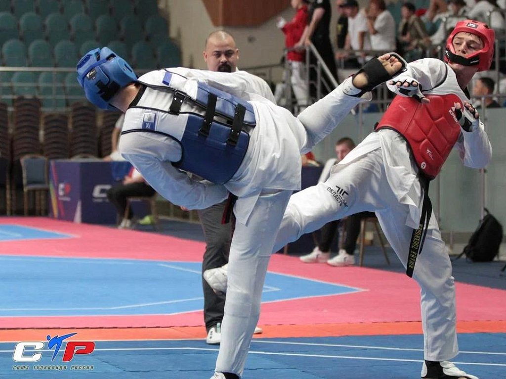Челябинские тхэквондисты завоевали 10 медалей на Russia Open — 2026